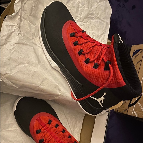 Jordan’s size 11 never worn excellent condition - Picture 3 of 4